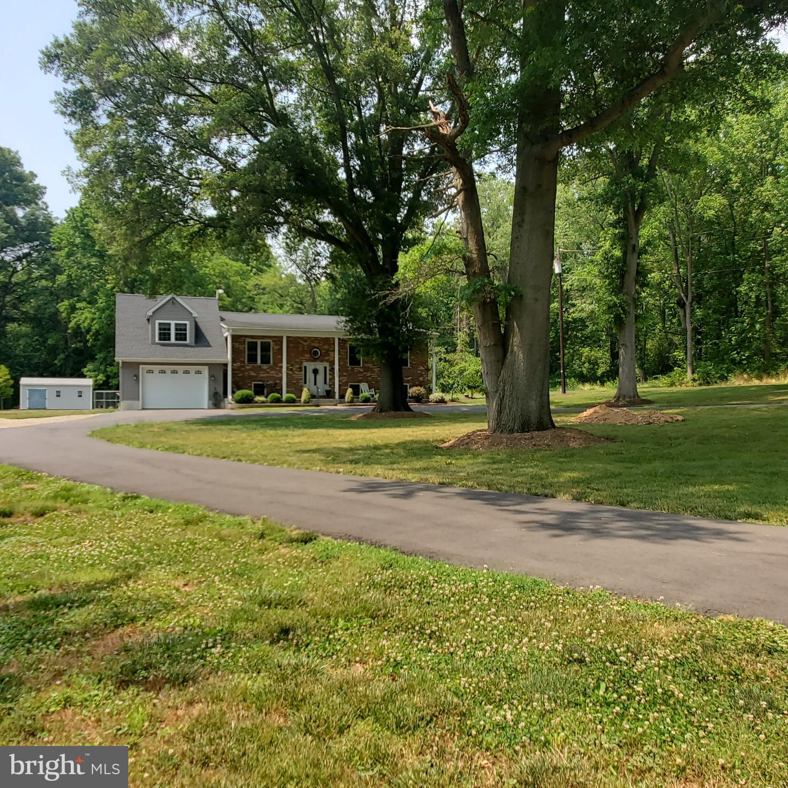295 Fenwick Road Pilesgrove, NJ 08098 - Photo 3 of 37
