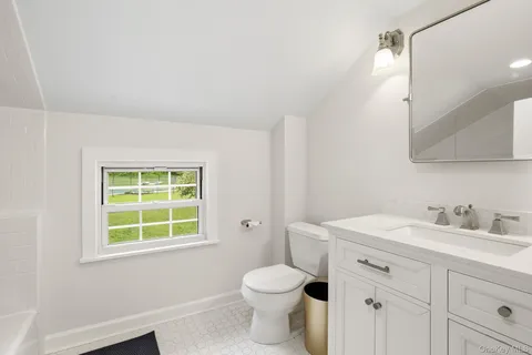 $1,999,999 | 765 King Street, Chappaqua, NY 10514