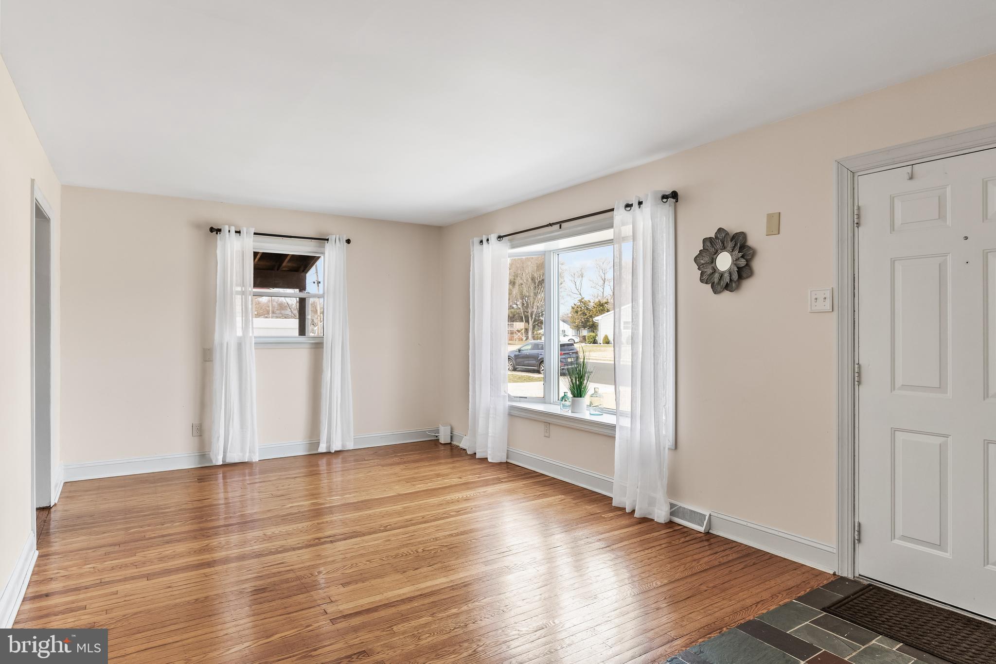 20 Boswell Road Marlton, NJ 08053 - Photo 5 of 32 Beautiful Original Hardwood Floor