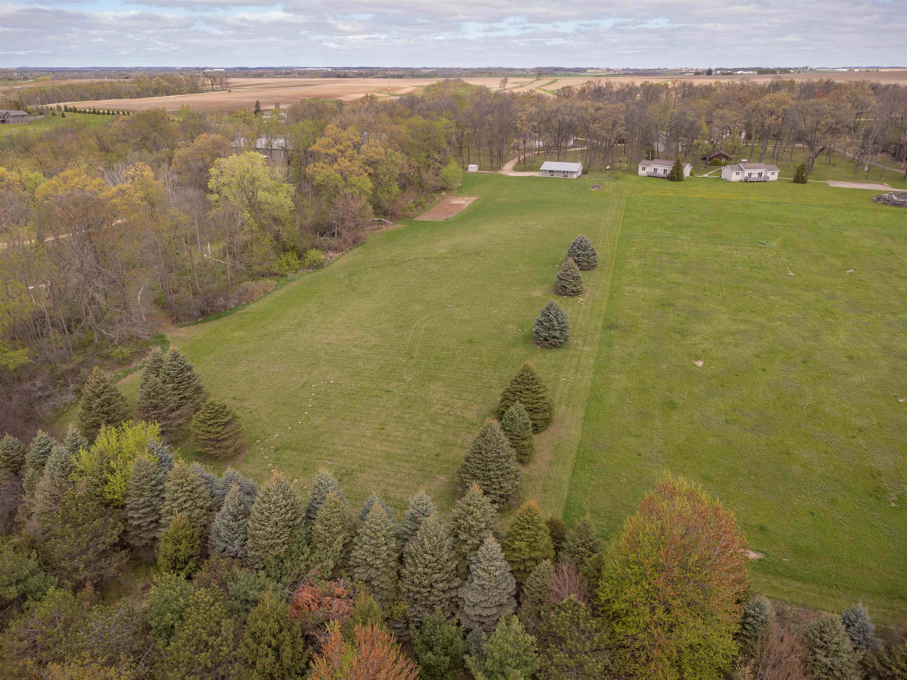 24344 Payne Road Shannon, IL 61078 - Photo 46 of 50 a view of an ocean from a yard