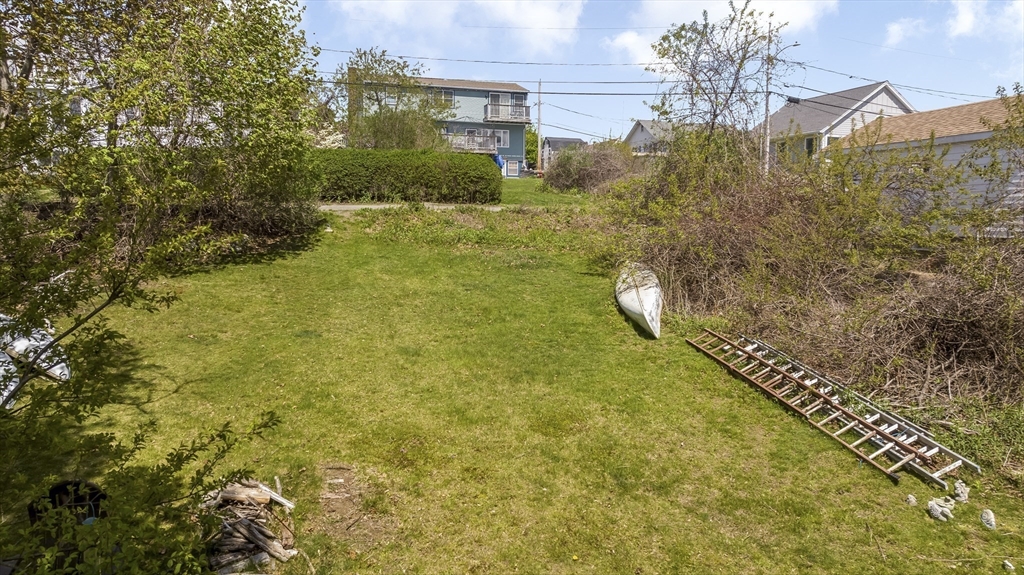 114 Little Neck Road Ipswich, MA 01938 - Photo 7 of 27 Gallery Image 7