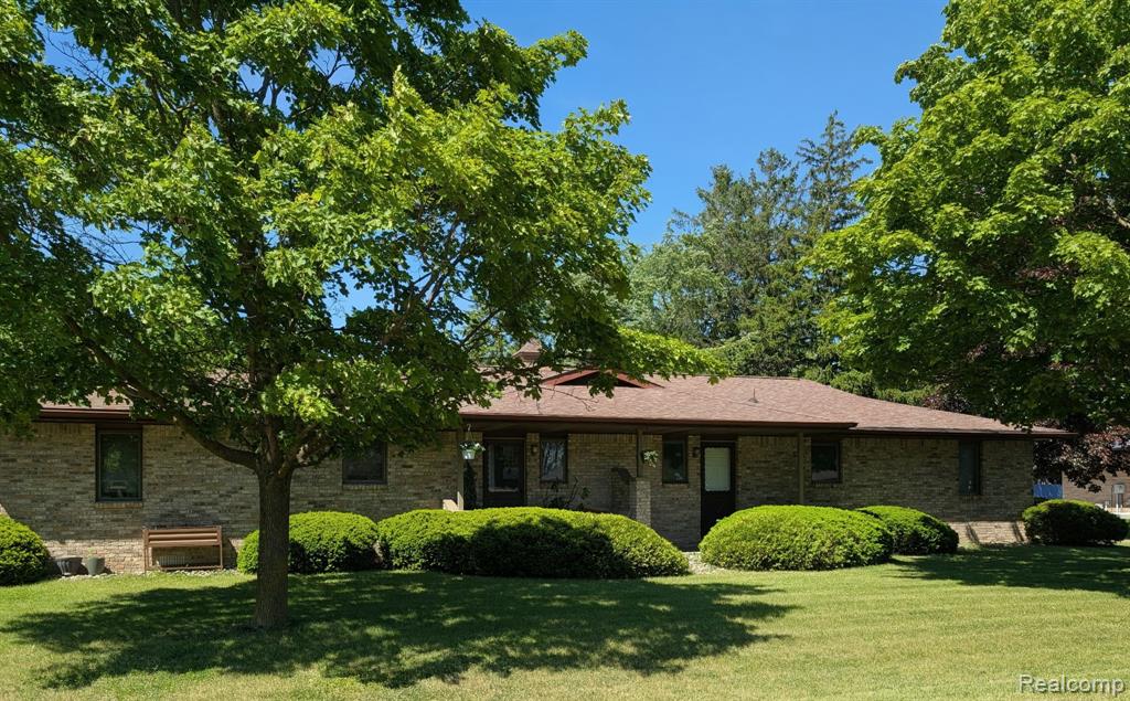 600 Thomas Street Hemlock, MI 48626 - Photo 8 of 22