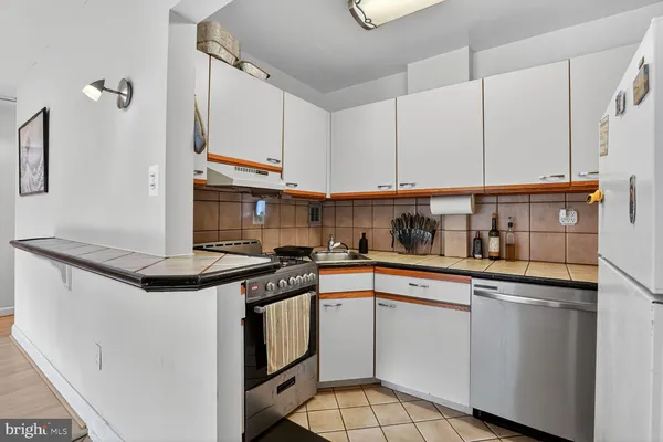 $212,000 | 1021 Arlington Boulevard, Unit 643, Arlington, VA 22209