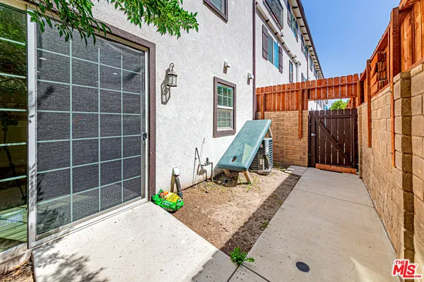 $649,000 | 1755 Heywood Street, Unit 106, Simi Valley, CA 93065