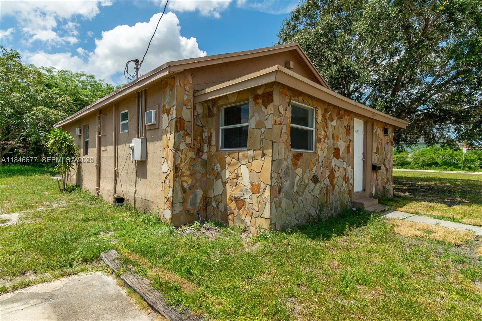 1021 West 33rd Street Riviera Beach, FL 33404 - Photo 21 of 24