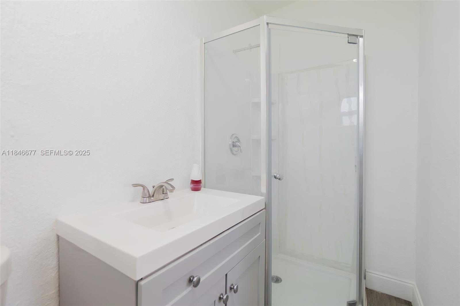 1021 West 33rd Street Riviera Beach, FL 33404 - Photo 7 of 24