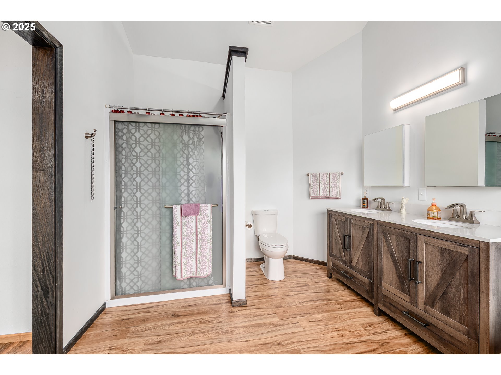 250 Valley View Road Sutherlin, OR 97479 - Photo 17 of 46 Laundry