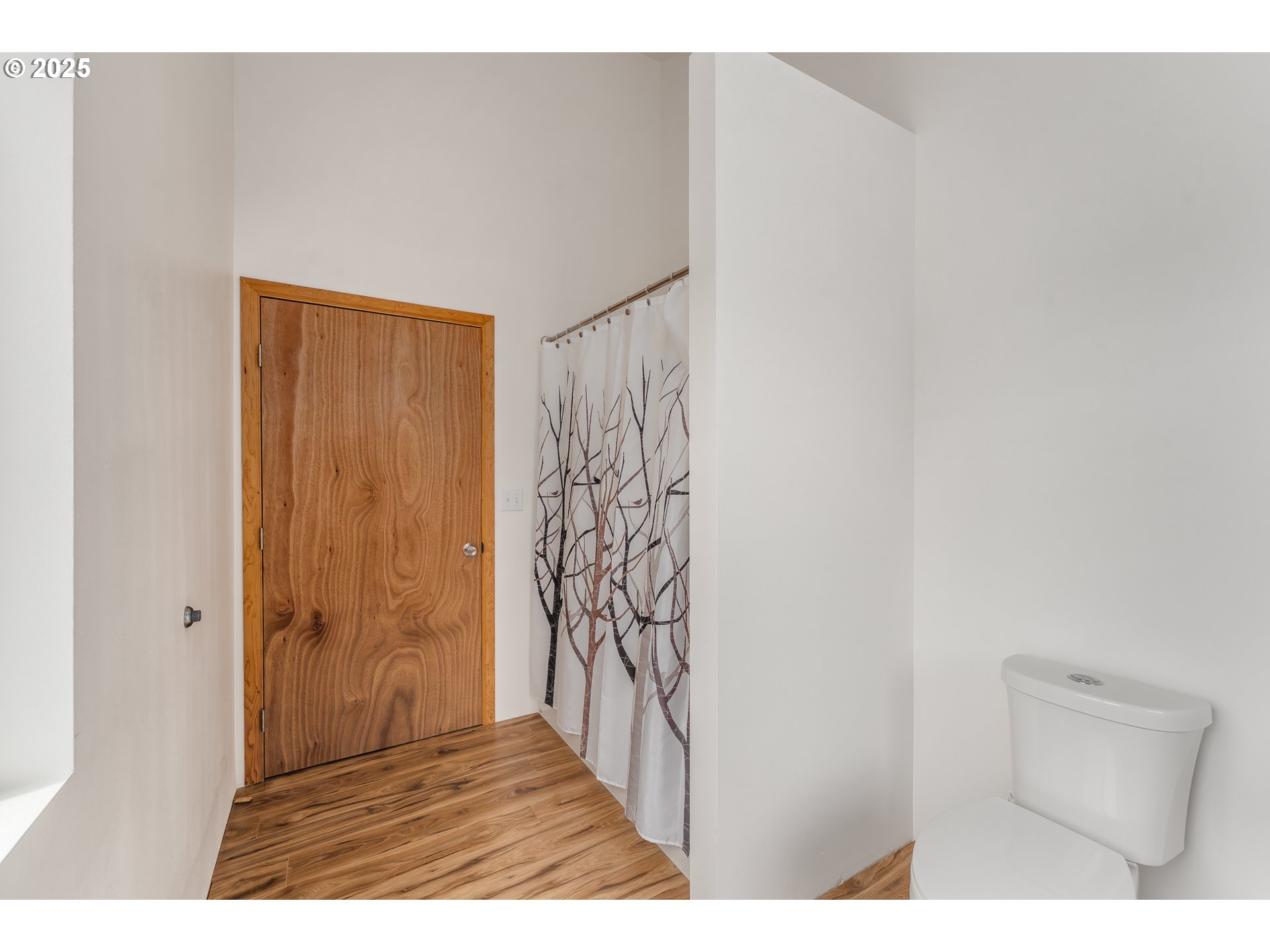 250 Valley View Road Sutherlin, OR 97479 - Photo 29 of 46 Bedroom