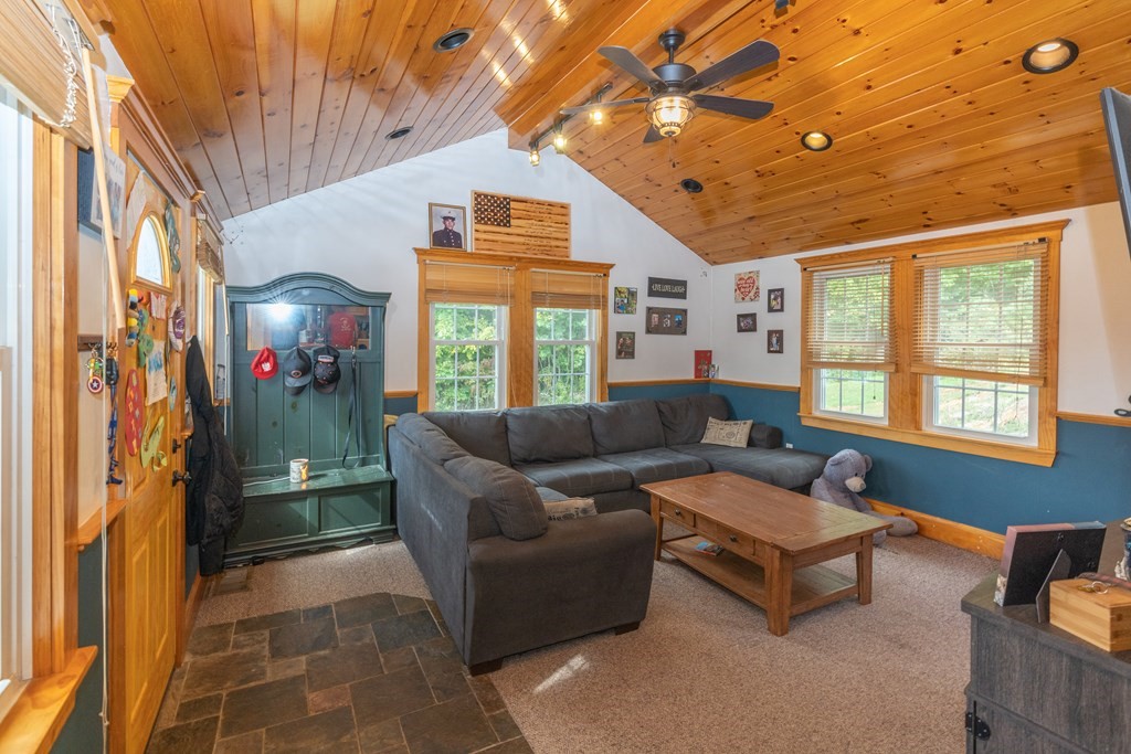 185 Old Sturbridge Road Brimfield, MA 01010 - Photo 22 of 40 Gallery Image 22