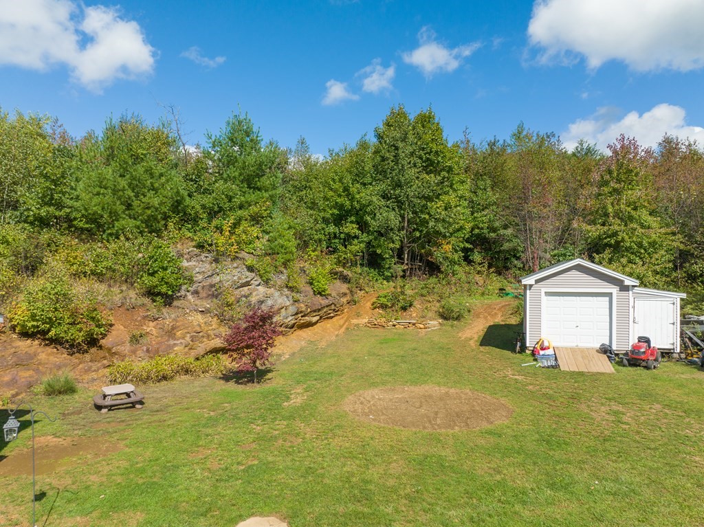 185 Old Sturbridge Road Brimfield, MA 01010 - Photo 5 of 40 Gallery Image 5