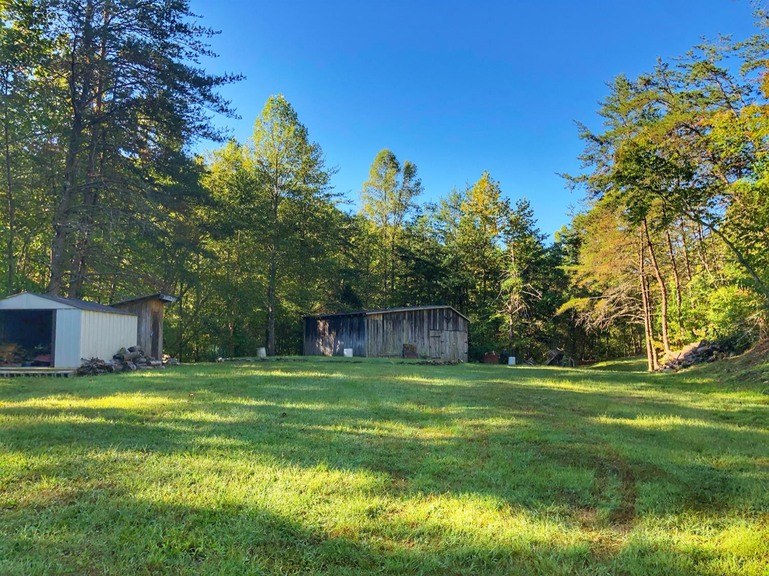 426 Beech Timber Road Beattyville, KY 41311 - Photo 9 of 34 Photo 9