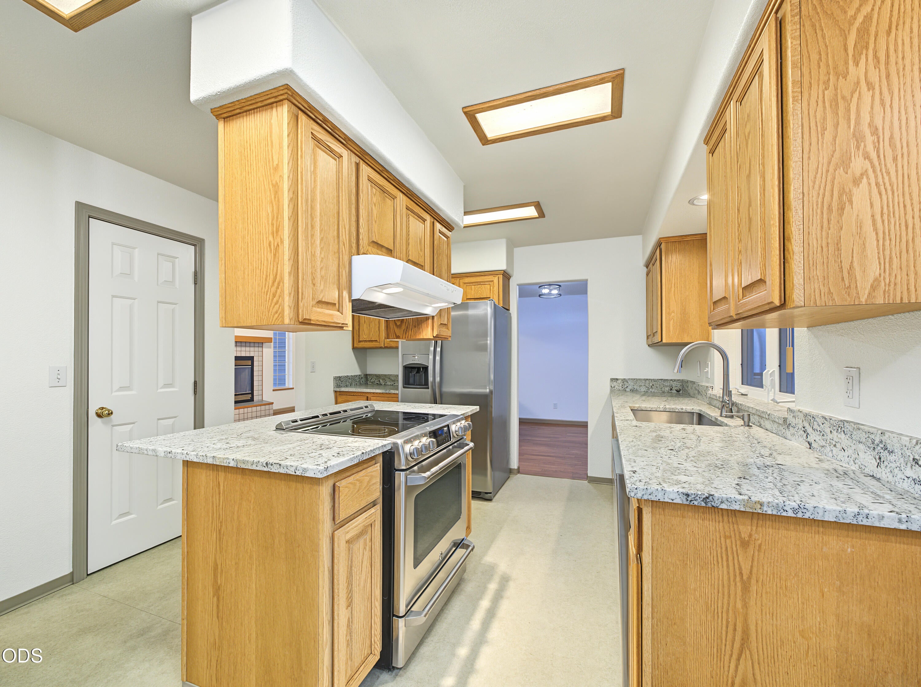 10505 Springlake Road Klamath Falls, OR 97603 - Photo 4 of 55 Gallery Image 4