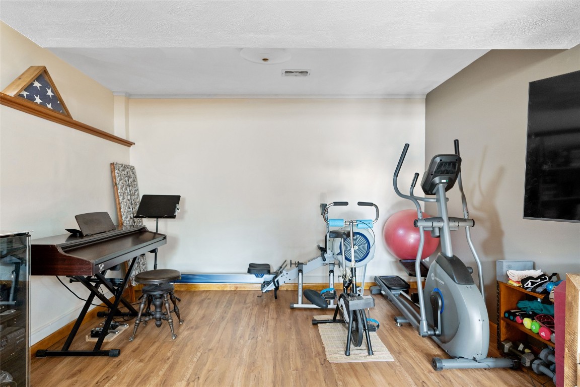 47 Frederick Drive Apalachin, NY 13732 - Photo 23 of 34