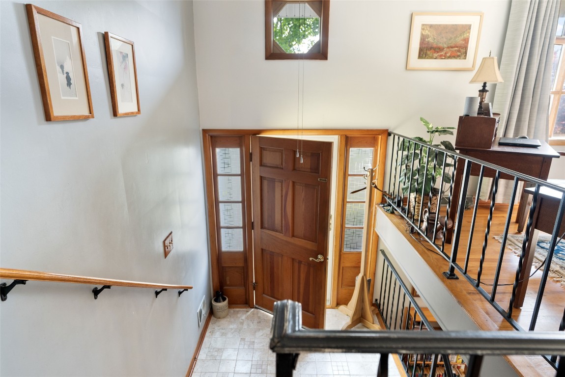 47 Frederick Drive Apalachin, NY 13732 - Photo 4 of 34