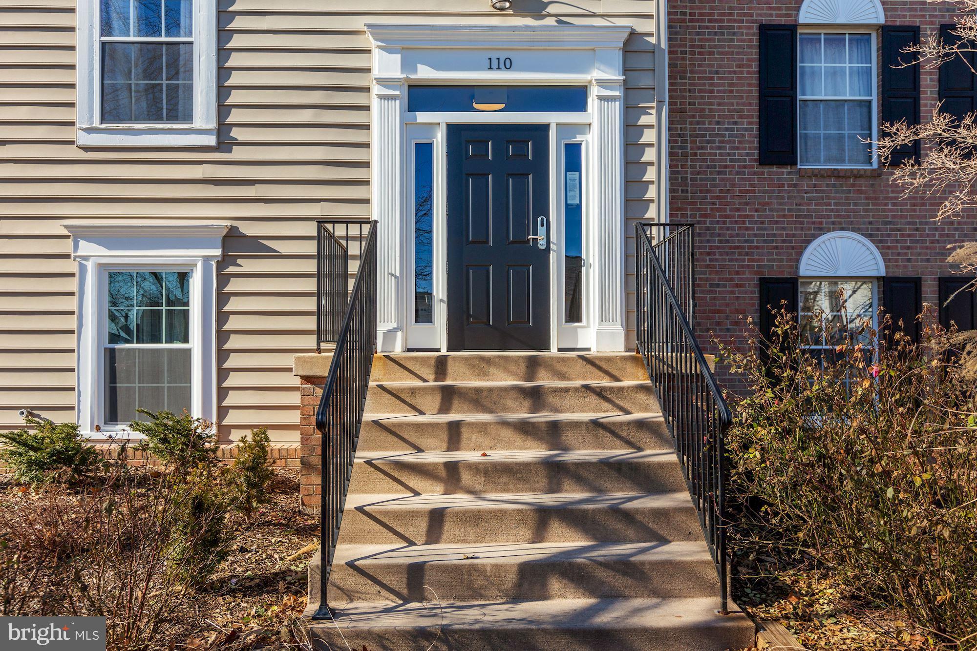 110 Fort Evans Road Southeast, Unit A Leesburg, VA 20175 - Photo 3 of 34 Front entry