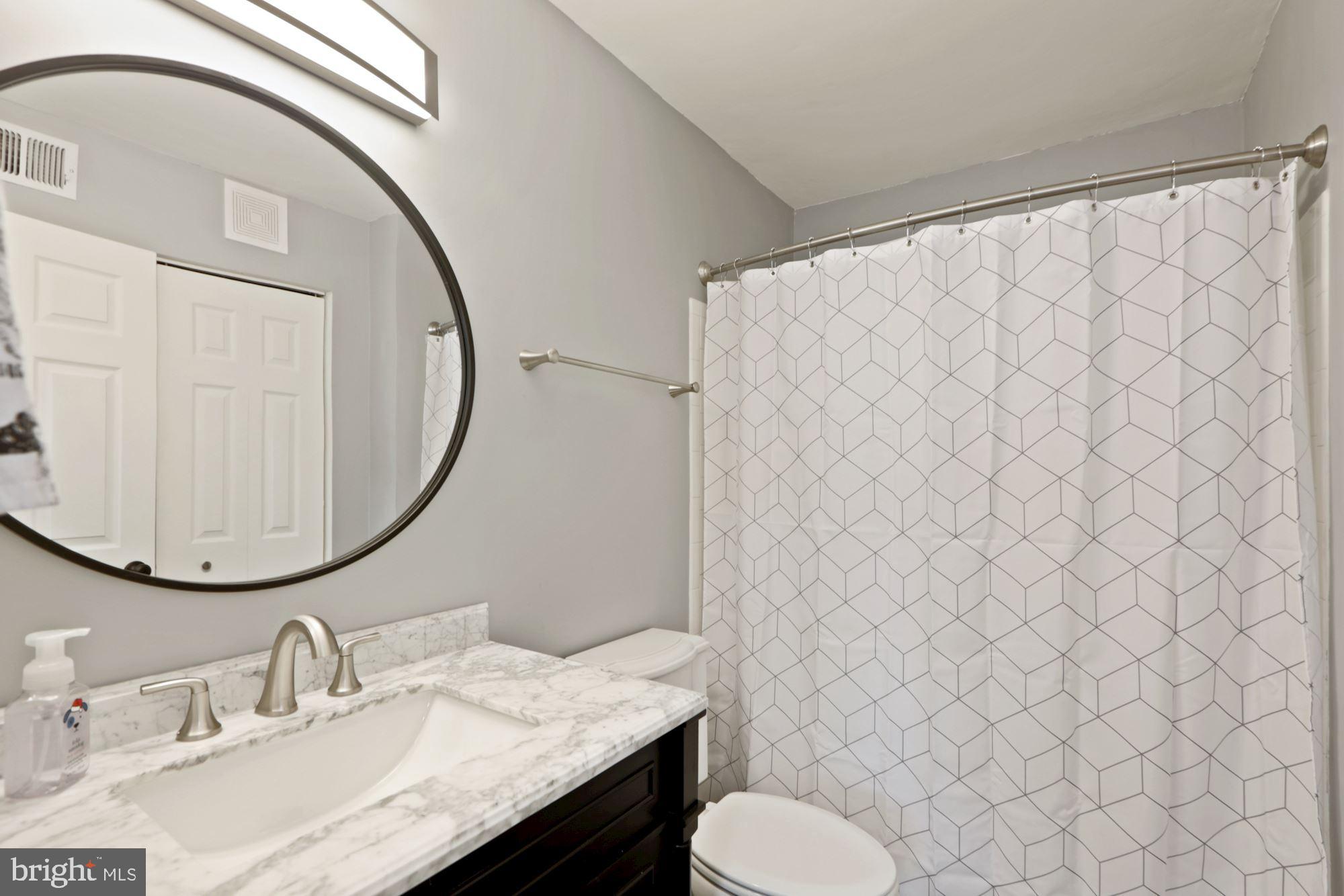 110 Fort Evans Road Southeast, Unit A Leesburg, VA 20175 - Photo 24 of 34 Main bathroom fully renovated