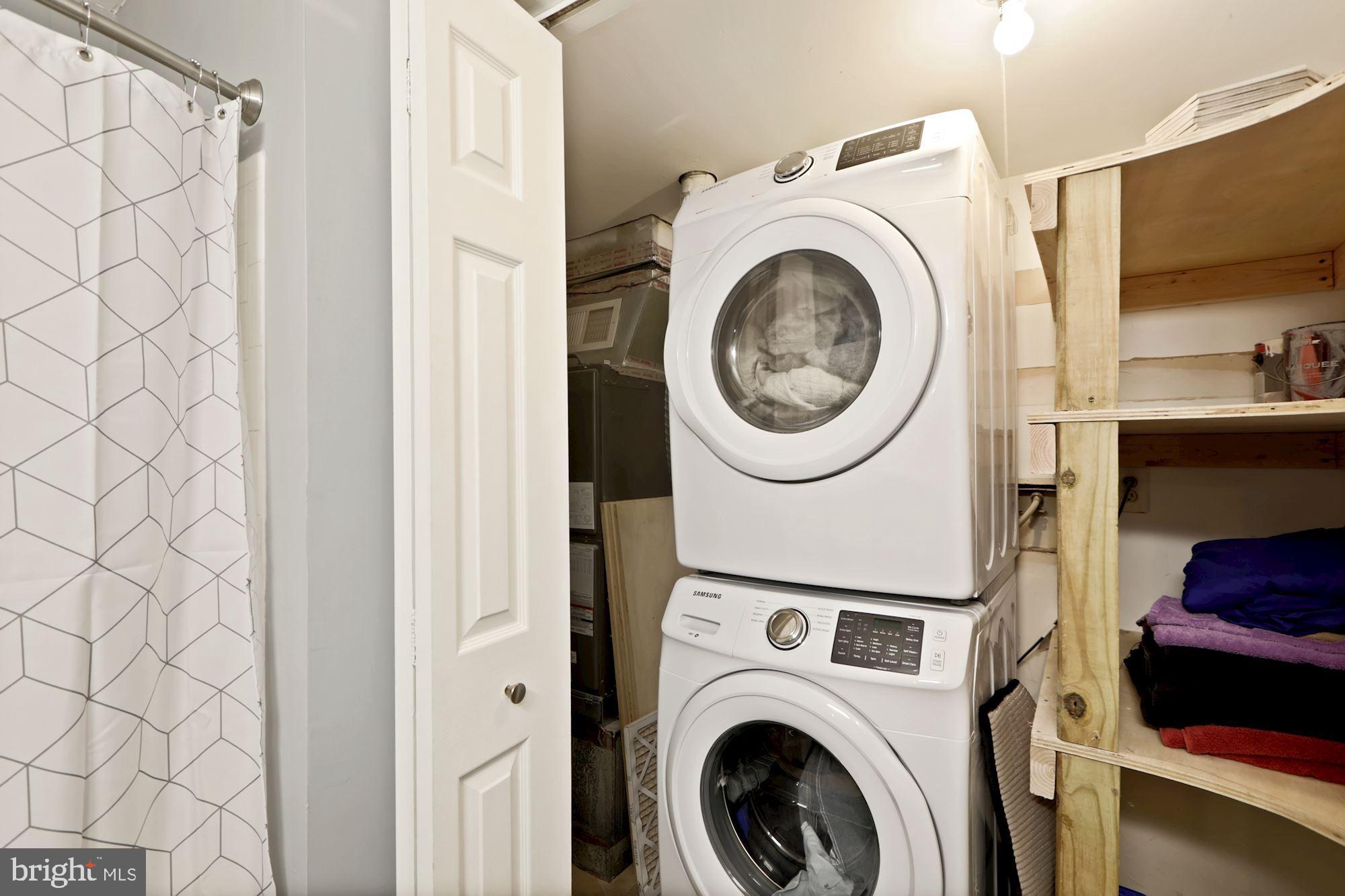 110 Fort Evans Road Southeast, Unit A Leesburg, VA 20175 - Photo 28 of 34 In-unit laundry