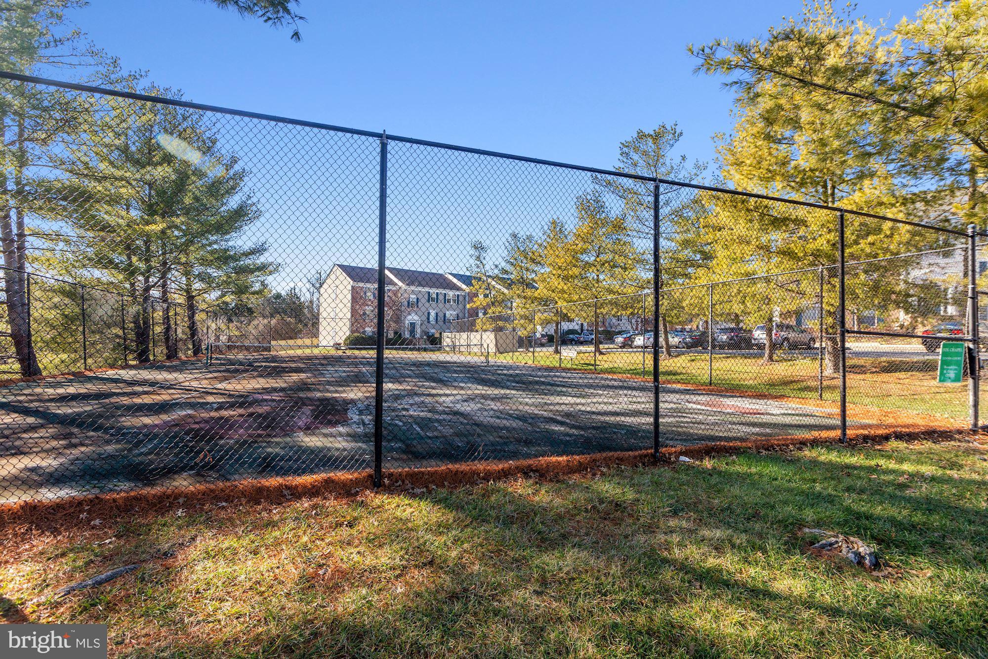 110 Fort Evans Road Southeast, Unit A Leesburg, VA 20175 - Photo 30 of 34 Tennis courts