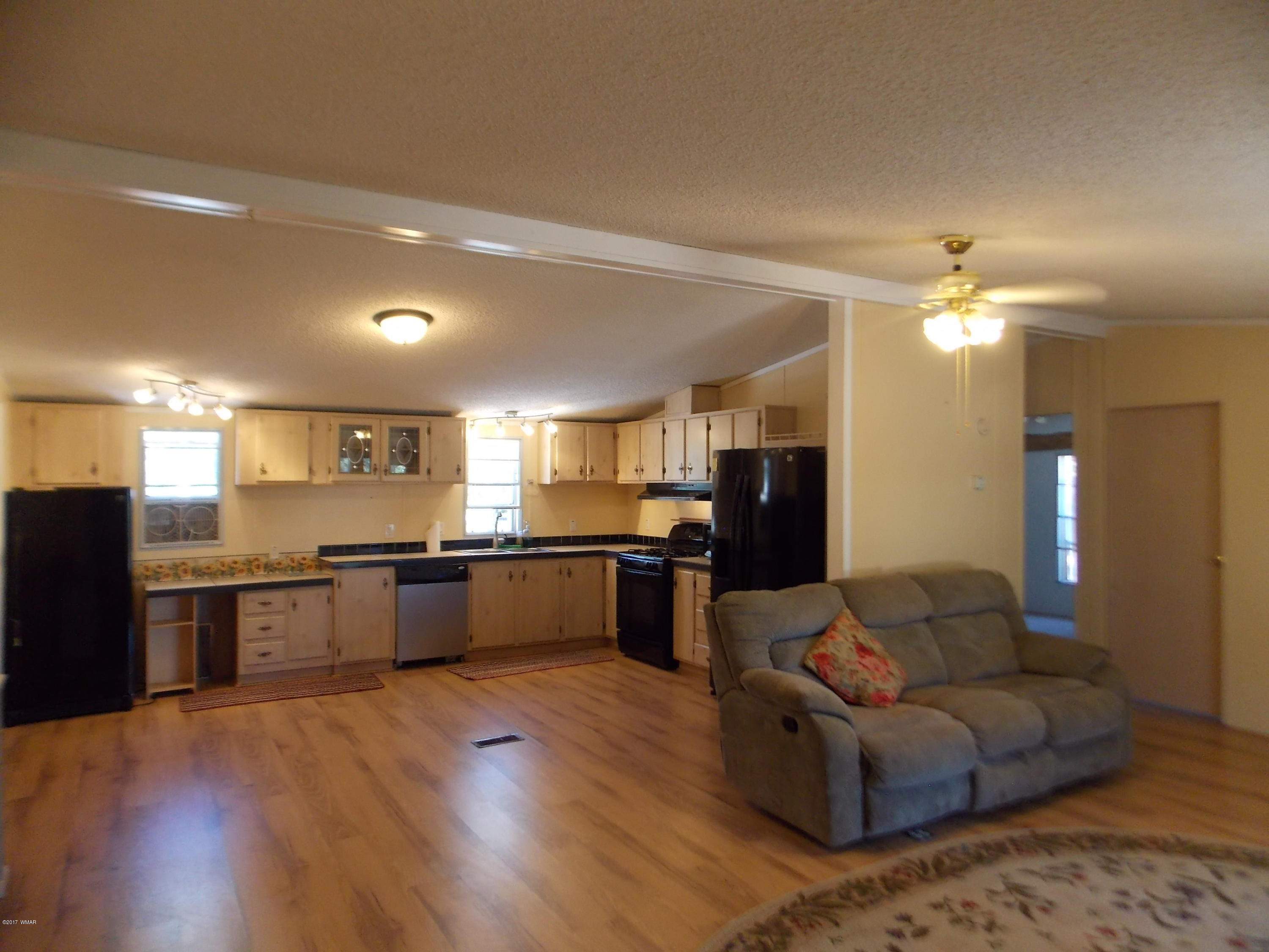 3554 Evergreen Drive Overgaard, AZ 85933 - Photo 6 of 19