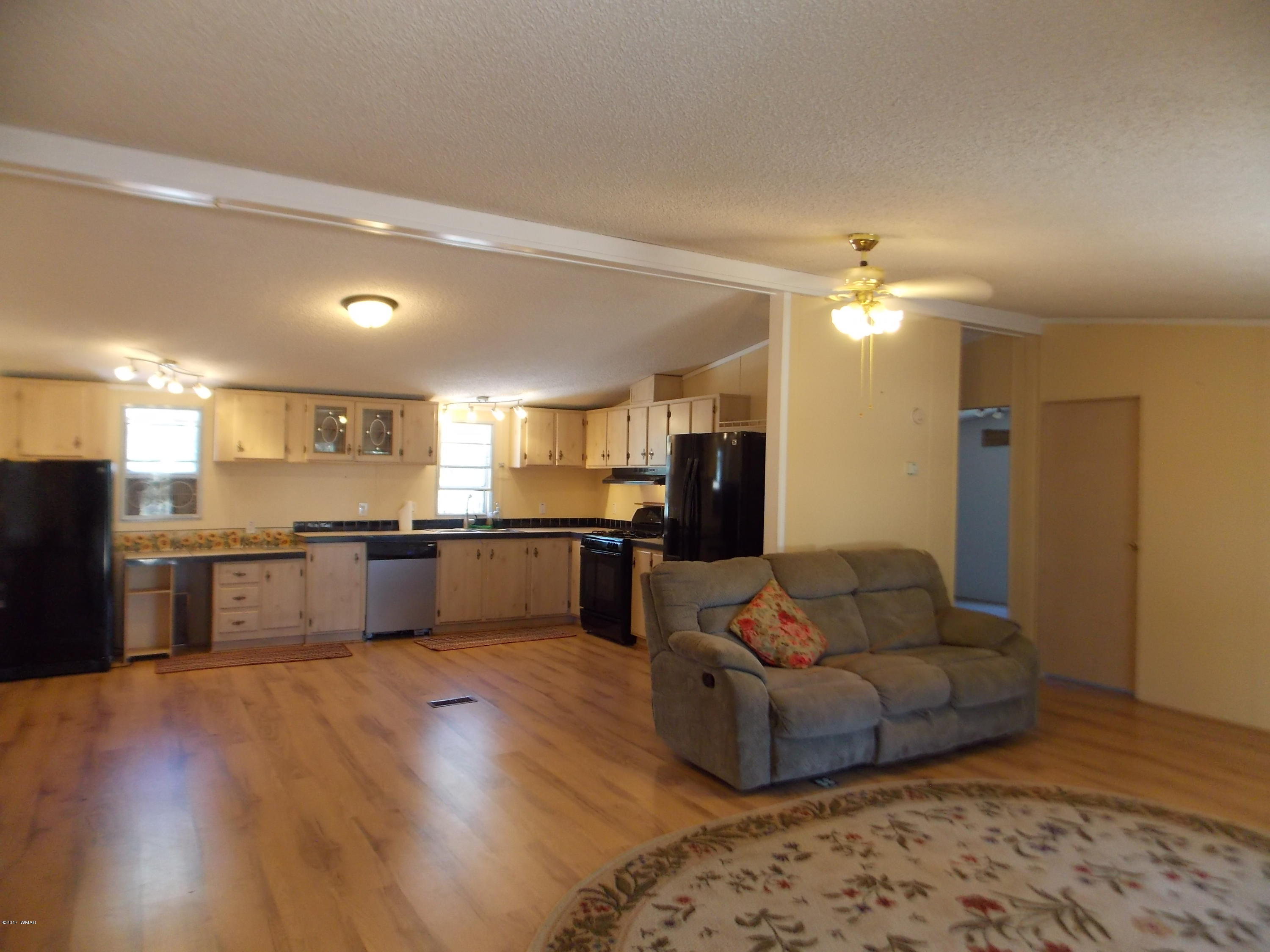 3554 Evergreen Drive Overgaard, AZ 85933 - Photo 7 of 19