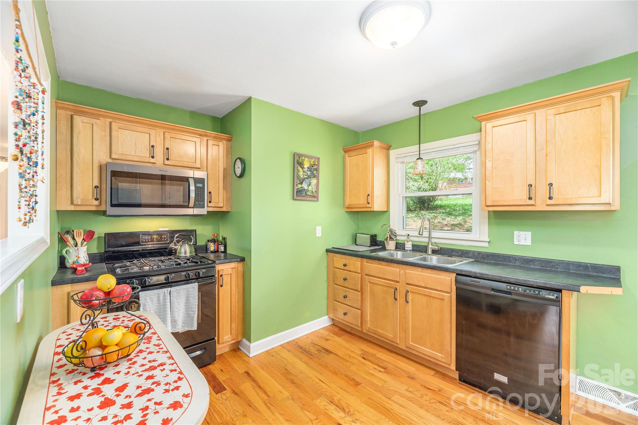 159 Sand Hill Road Asheville, NC 28806 - Photo 10 of 28