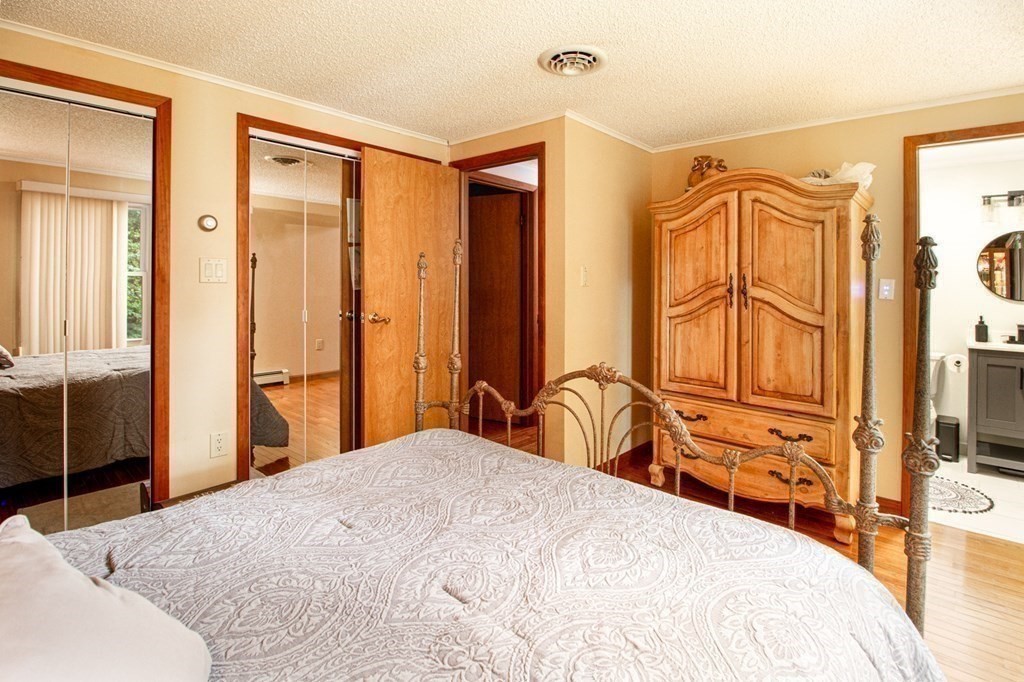 1115 Newhall Street Fall River, MA 02721 - Photo 12 of 33 Gallery Image 12