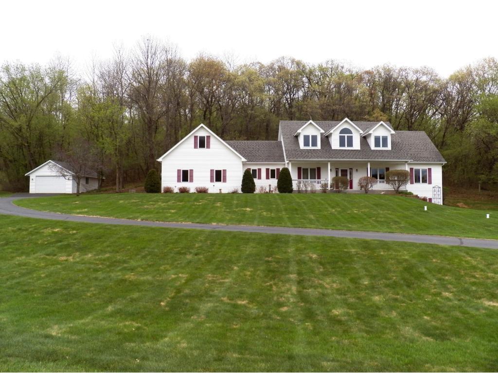 527 Gilbert Road Hudson, WI 54016 - Photo 1 of 1 Gallery Image 1
