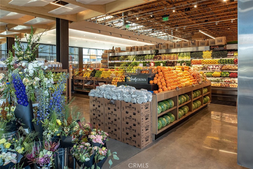 3966 Leighton Point Road Calabasas, CA 91301 - Photo 36 of 37 a view of a chairs and tables in the patio