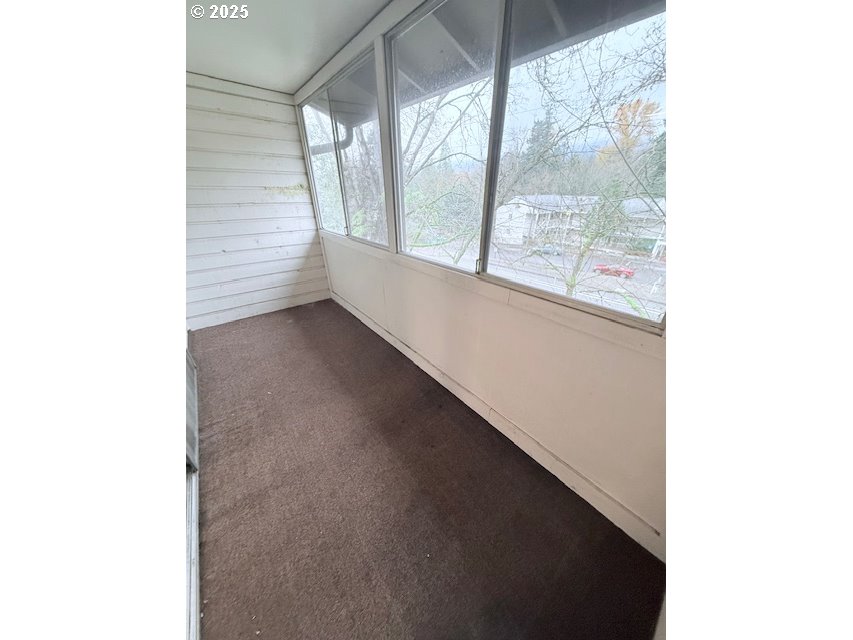 5230 Southwest 42nd Avenue Portland, OR 97221 - Photo 18 of 25