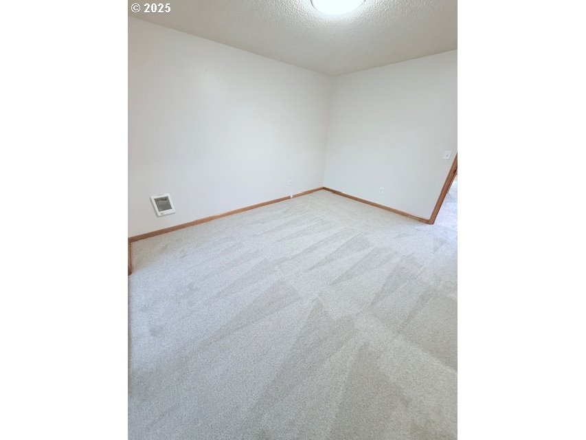 5230 Southwest 42nd Avenue Portland, OR 97221 - Photo 19 of 25