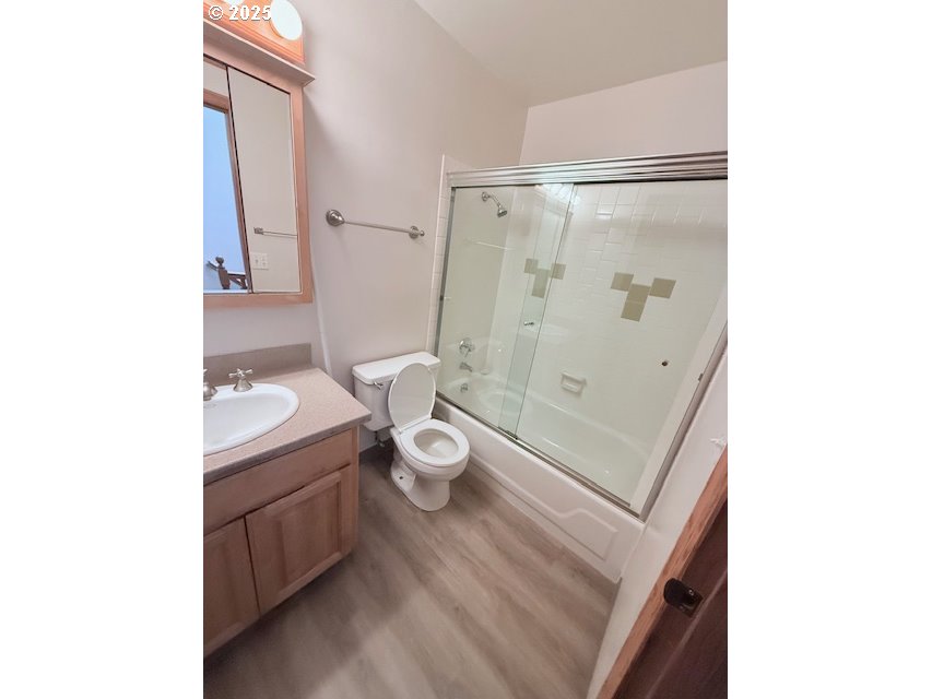 5230 Southwest 42nd Avenue Portland, OR 97221 - Photo 20 of 25