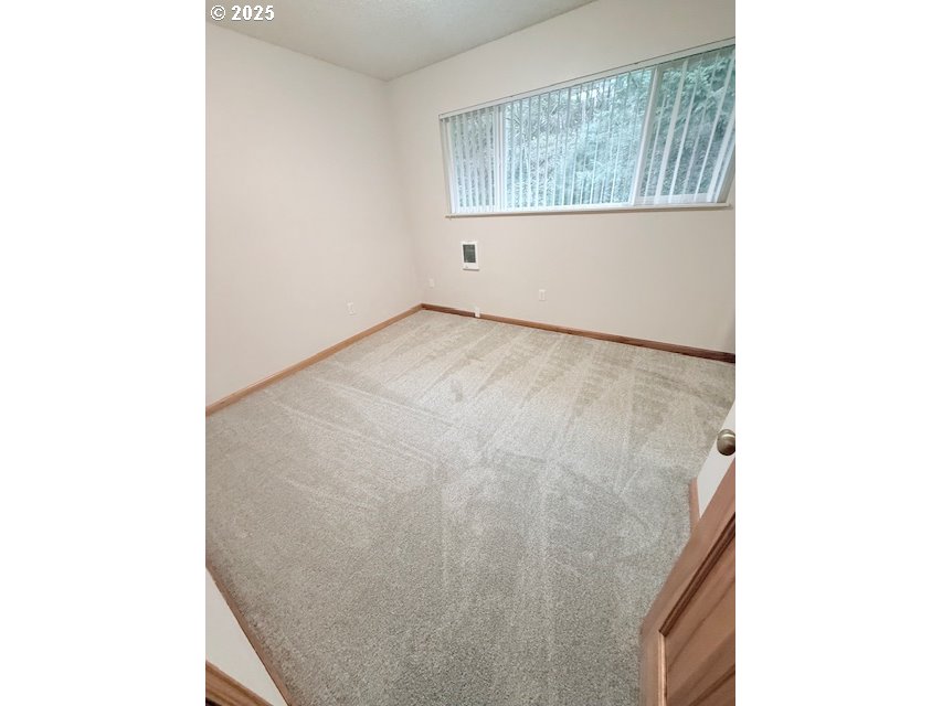 5230 Southwest 42nd Avenue Portland, OR 97221 - Photo 23 of 25