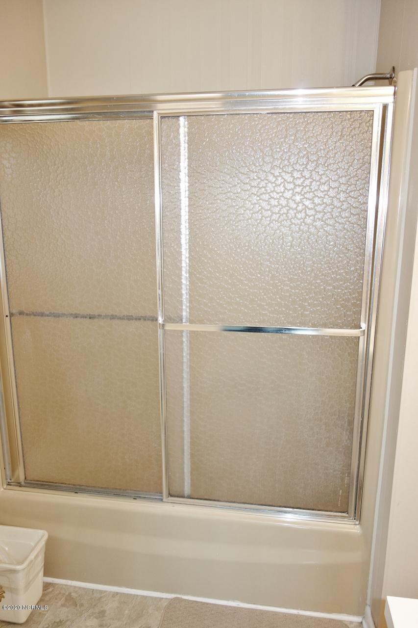 1409 Inlet Street Sunset Beach, NC 28468 - Photo 23 of 43 Master Bathroom