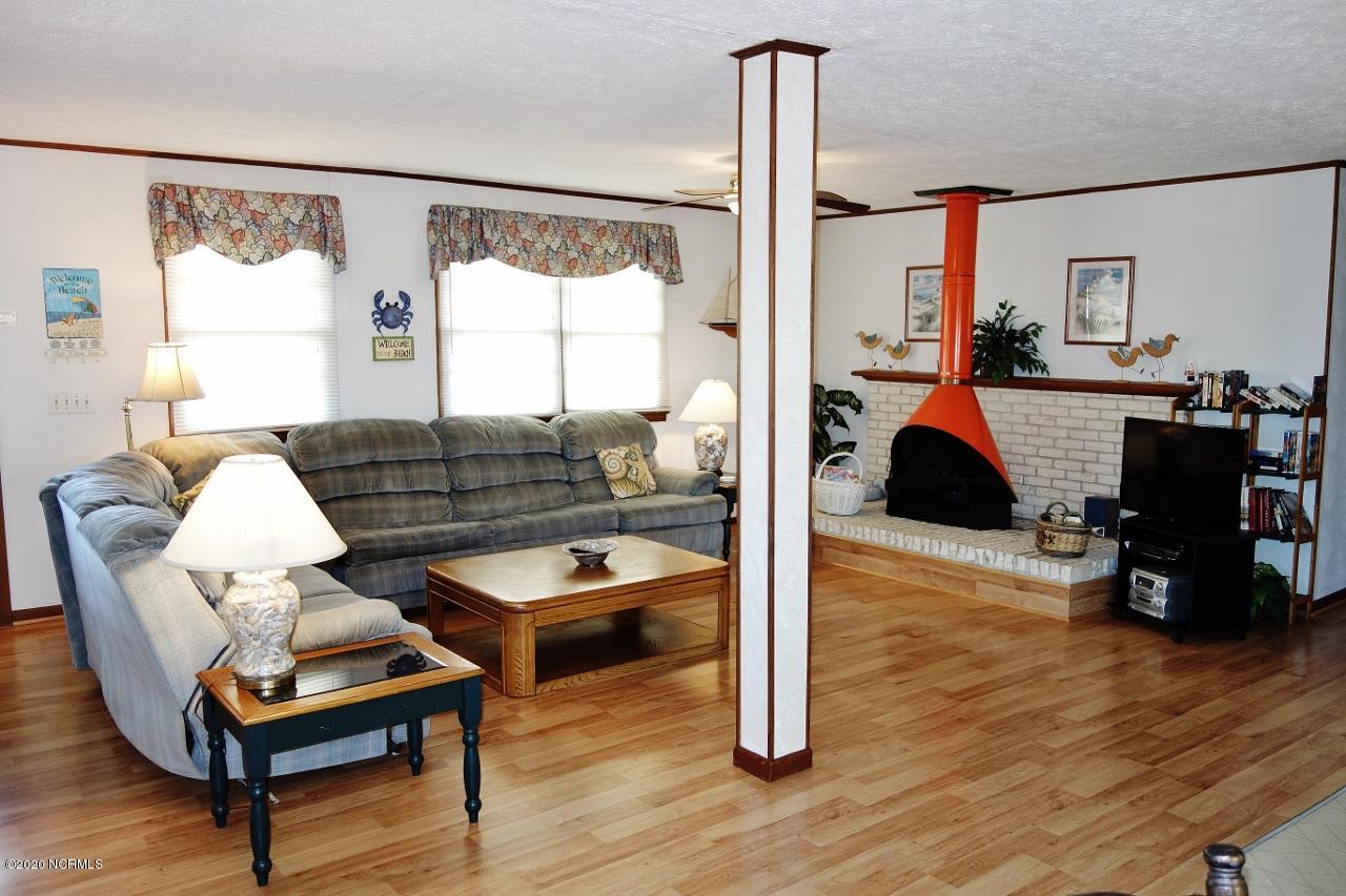 1409 Inlet Street Sunset Beach, NC 28468 - Photo 10 of 43 Living Room