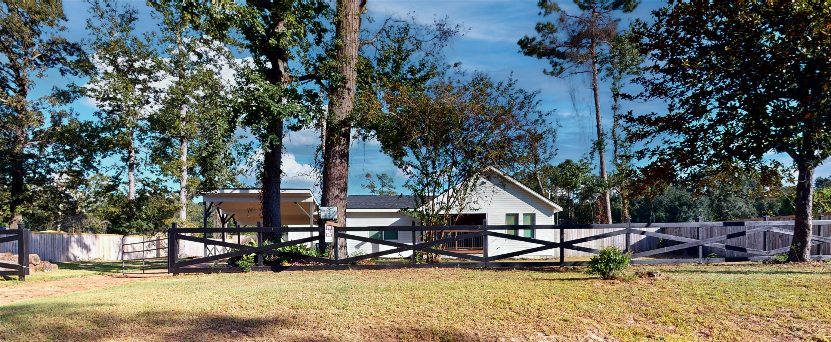 9114 Hueni Road Houston, TX 77365 - Photo 1 of 42