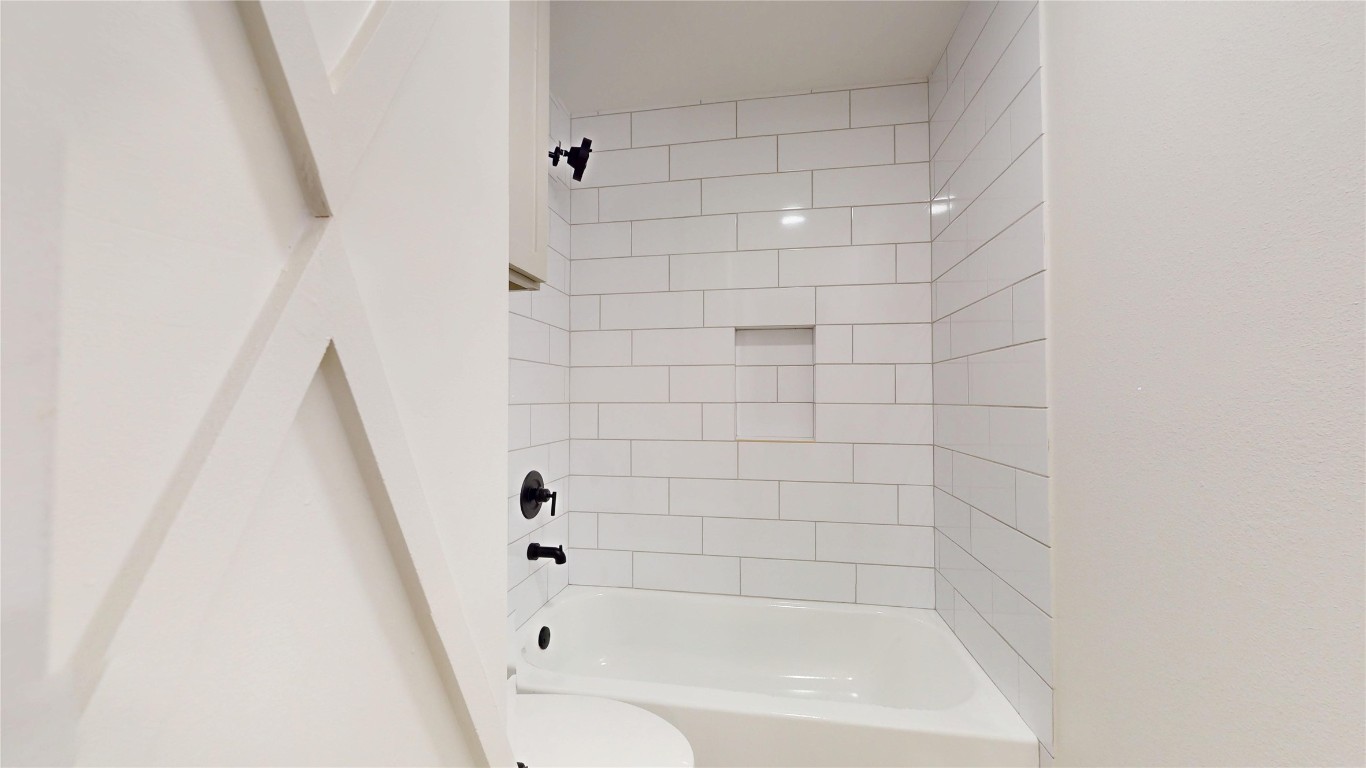 9114 Hueni Road Houston, TX 77365 - Photo 30 of 42