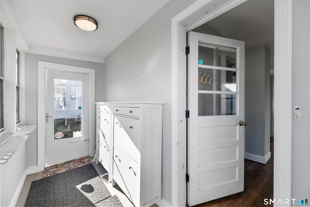 $285,000 | 581 High Street, Middletown, CT 06457