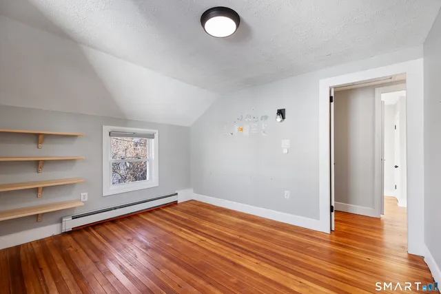 $285,000 | 581 High Street, Middletown, CT 06457