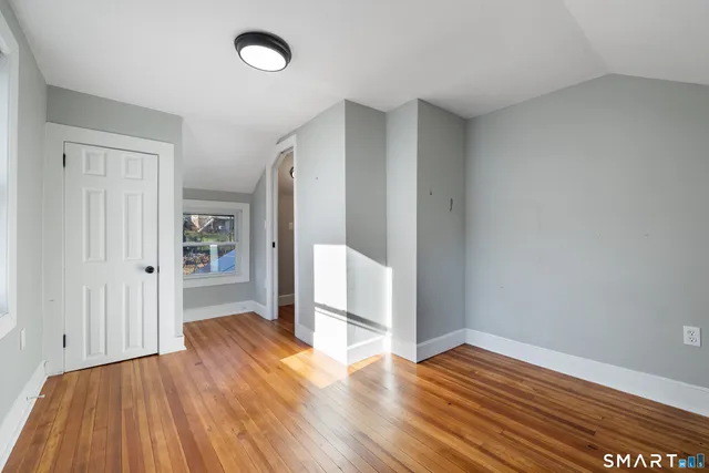 $285,000 | 581 High Street, Middletown, CT 06457