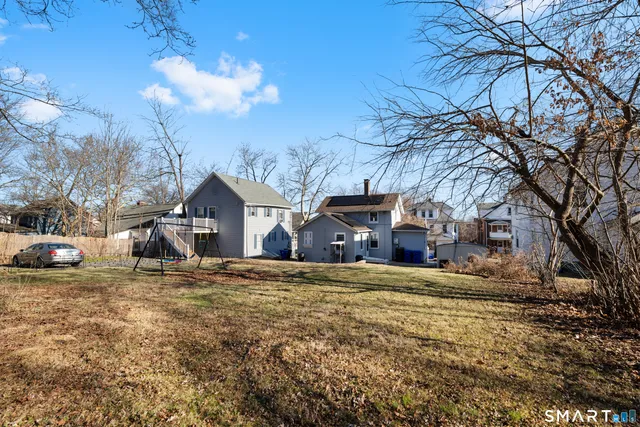 $285,000 | 581 High Street, Middletown, CT 06457