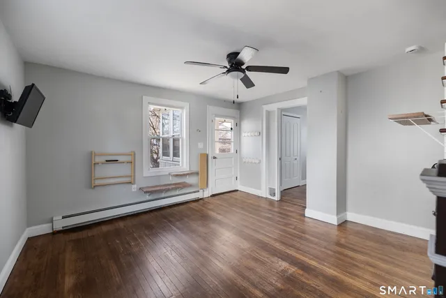 $285,000 | 581 High Street, Middletown, CT 06457