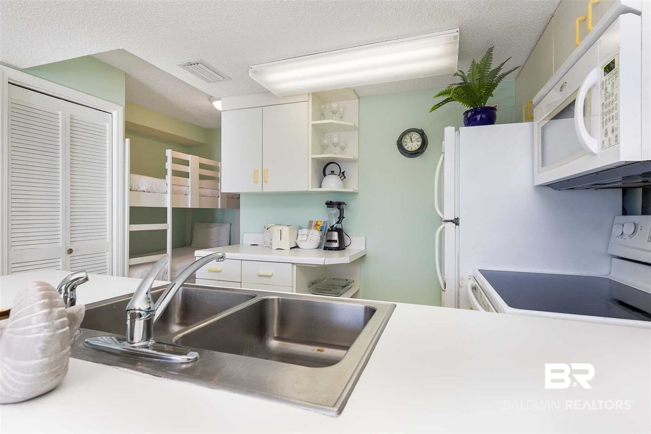 645 Plantation Road, Unit 6406 Gulf Shores, AL 36542 - Photo 13 of 28 Kitchen to Hall Bunks