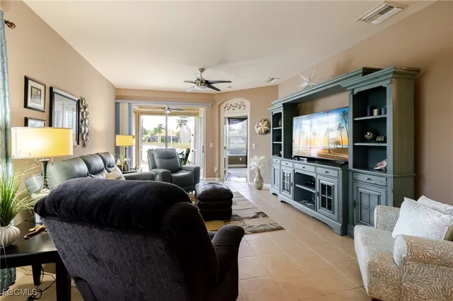 $335,000 | 3610 Rue Alec Loop, Unit 1, North Fort Myers, FL 33917