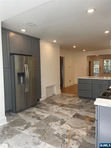 $3,000 | 134 Highland Avenue, Unit 1, Midland Park, NJ 07432