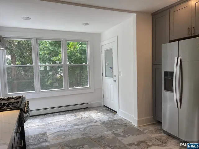 $3,000 | 134 Highland Avenue, Unit 1, Midland Park, NJ 07432