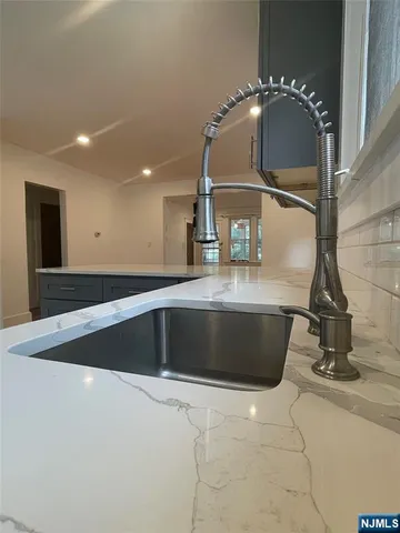 $3,000 | 134 Highland Avenue, Unit 1, Midland Park, NJ 07432