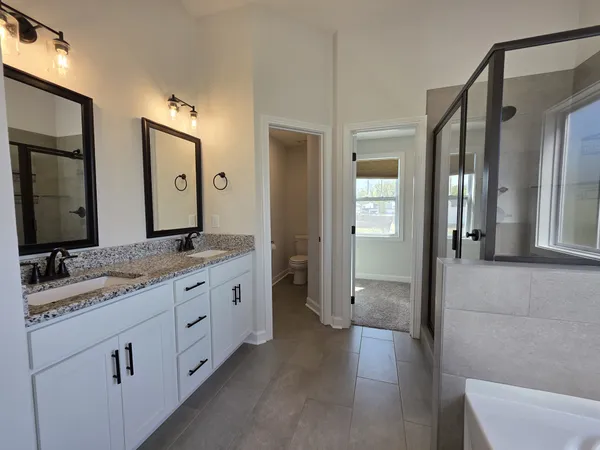 $2,750 | 329 Wesson Drive, Clarksville, TN 37043