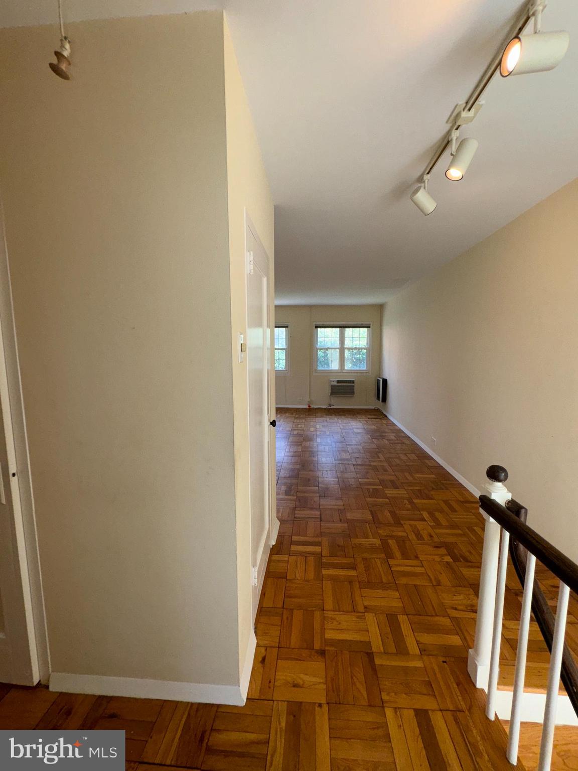 3209 Gunston Road Alexandria, VA 22302 - Photo 14 of 28 Gallery Image 14