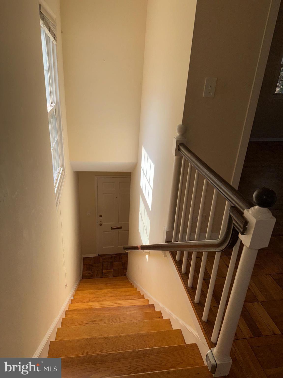 3209 Gunston Road Alexandria, VA 22302 - Photo 18 of 28 Gallery Image 18