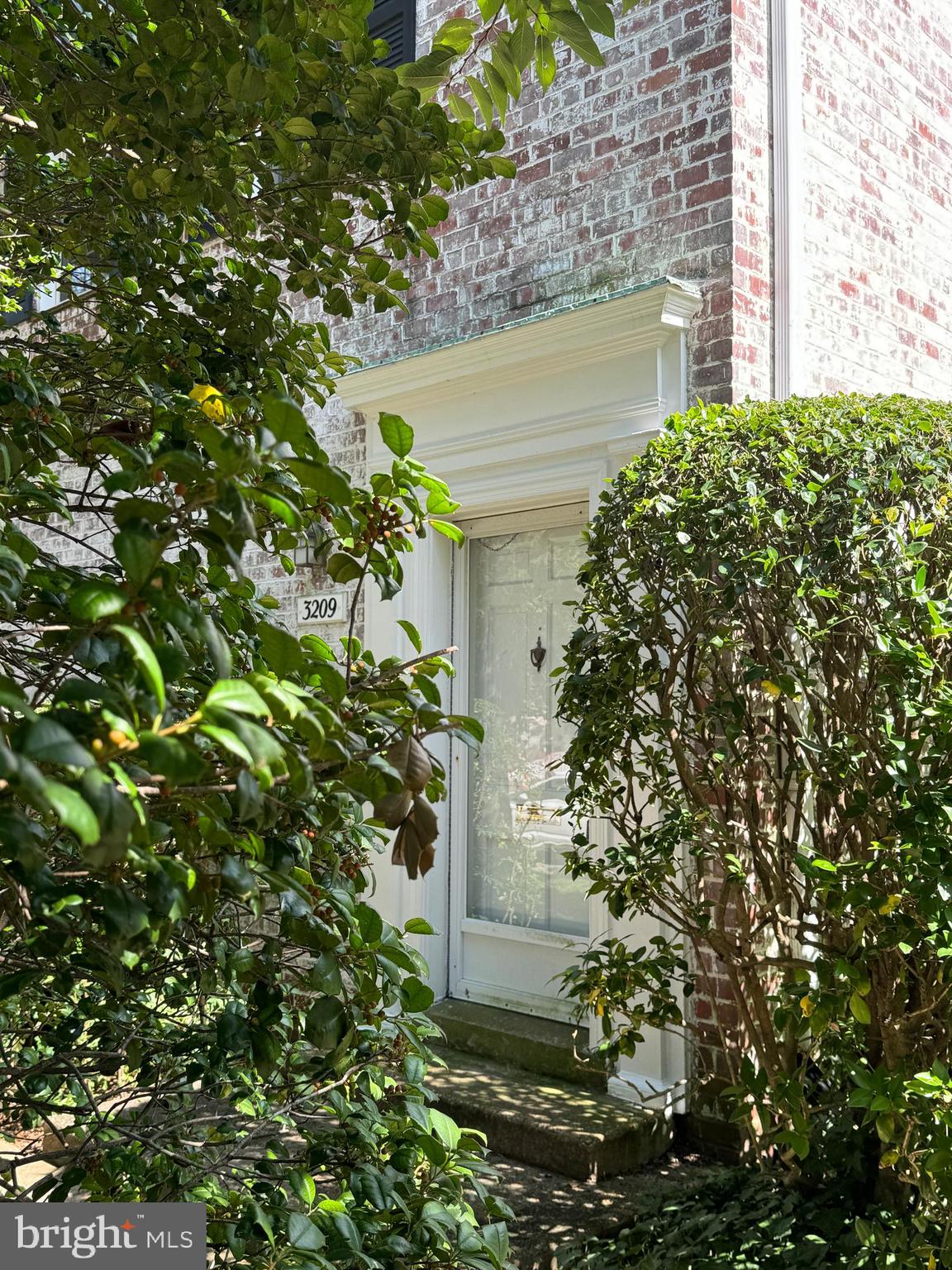 3209 Gunston Road Alexandria, VA 22302 - Photo 20 of 28 Gallery Image 20